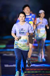 BIB: 
                            <button type="button" onclick="openModal(25219469)" class="btn btn-primary btn-sm float-right btn-popup" data-toggle="modal" data-target=".modal-high-quality">
                        <i class="fas fa-shopping-cart"></i> Add to Cart
                    </button>
                                            <button type="button" onclick="isThisMe(25219469, true)" class="btn btn-success btn-sm float-right btn-popup btn-isme hidden" data-toggle="tooltip" data-placement="bottom" title="นี่คือรูปของคุณใช่ไหม คลิกที่นี่เพื่อเอาเข้าอัลบั้ม">
                        <i class="fas fa-plus"></i> Add to album
                    </button>
                    <button type="button" onclick="isThisMe(25219469, false)" class="btn btn-warning btn-sm float-right btn-popup btn-isnotme hidden">
                        <i class="fas fa-ban"></i> Remove from album
                    </button>